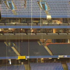 are those speakon cables on the claw? rogers centre 9july11